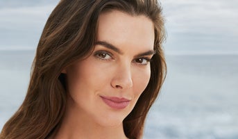 What happens with Collagen as we age